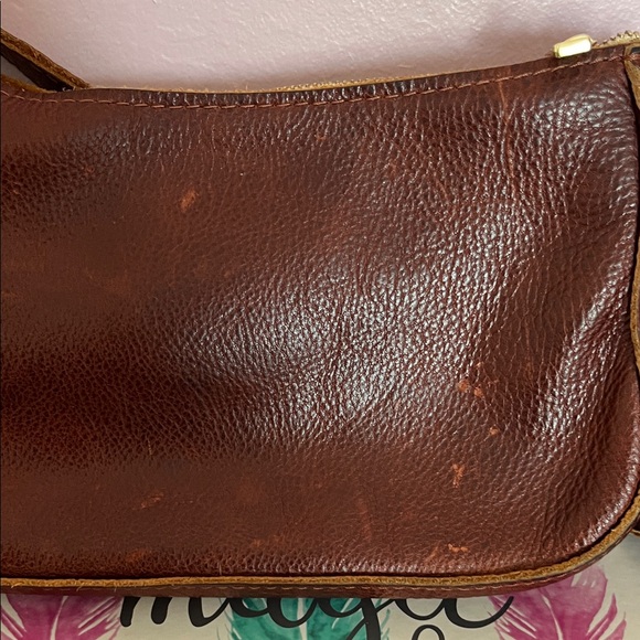 Portland Leather Lucy Shoulder Bag in Nutmeg - Picture 4 of 7